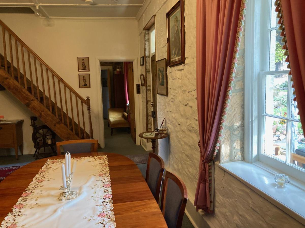 Orford'S Sanda House B&B Екстер'єр фото